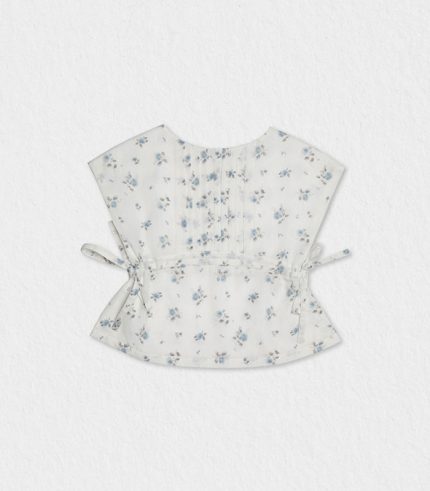 Elegant girl blouse with pleats and adjustable waist